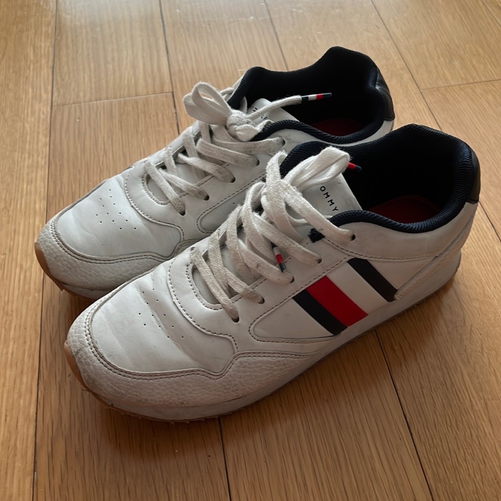 Tommy Hilfiger sneakers